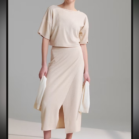 Anthropologie Dresses & Skirts - EUC Anthro Skirt Set